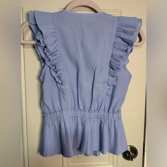 Express Blue Pleated Ruffle Sleeve Peplum‎ Blouse NWT XS - Picture 2 of 4
